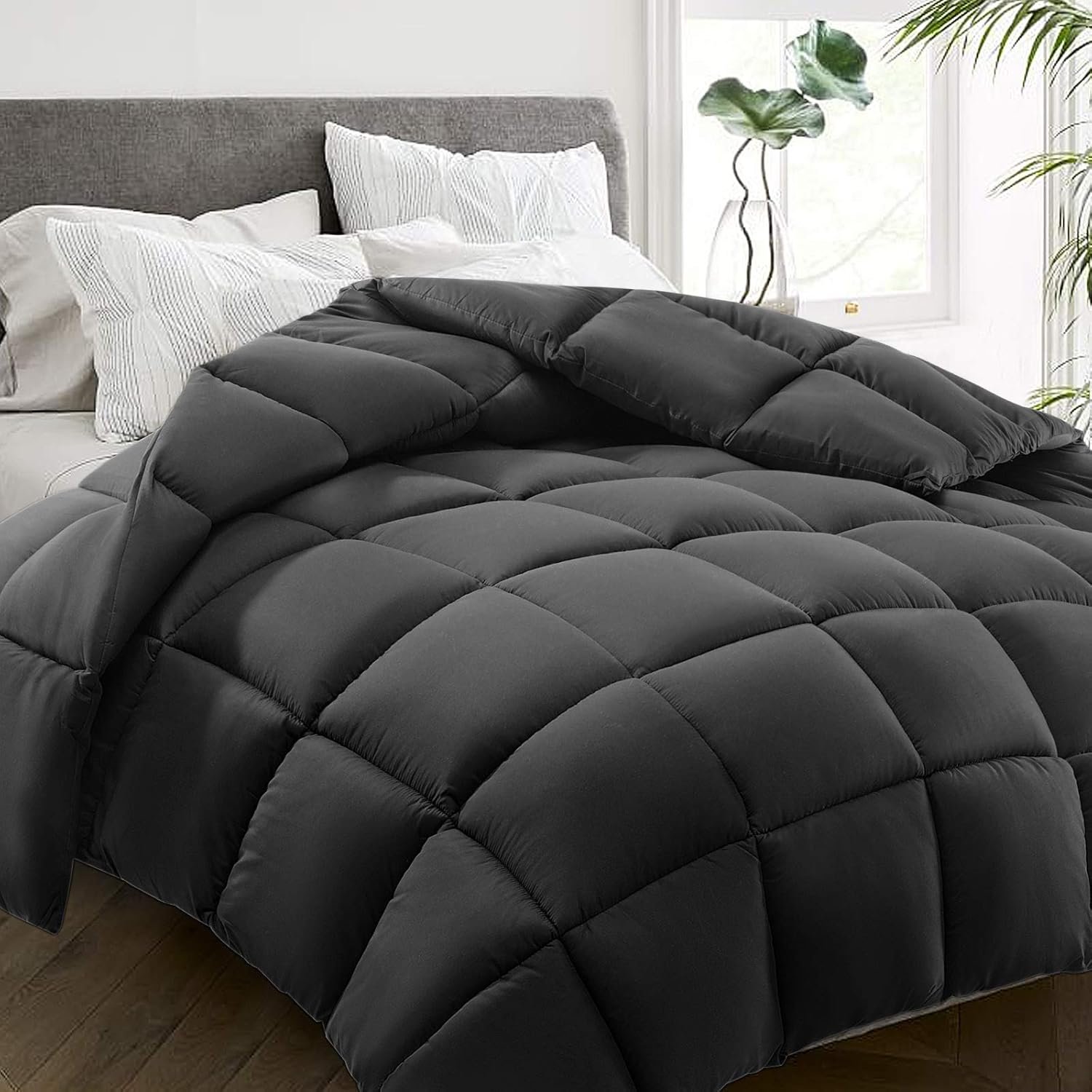 HYLEORY Queen Comforter, All Season Down Alternative Duvet Insert, Winter Warm Quilted Bed Comforter with Corner Tabs,Machine Washable, Dark Grey, 88×88 Inch
